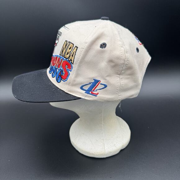 Vintage Chicago Bulls NBA 1996 Champions Logo Athletic Locker Room Snapback Hat - Picture 5 of 12